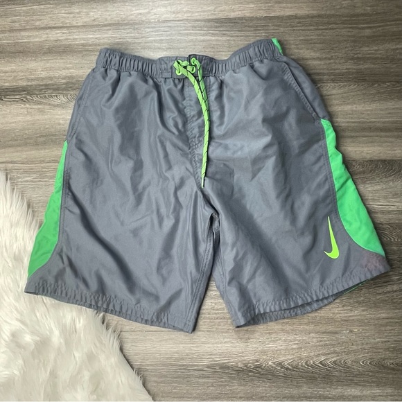 Nike Men's Swim Trunks Large Grat Green - Picture 1 of 6
